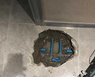 徐汇阳台漏水维修公司分享下暖气管道漏水的原因有哪些